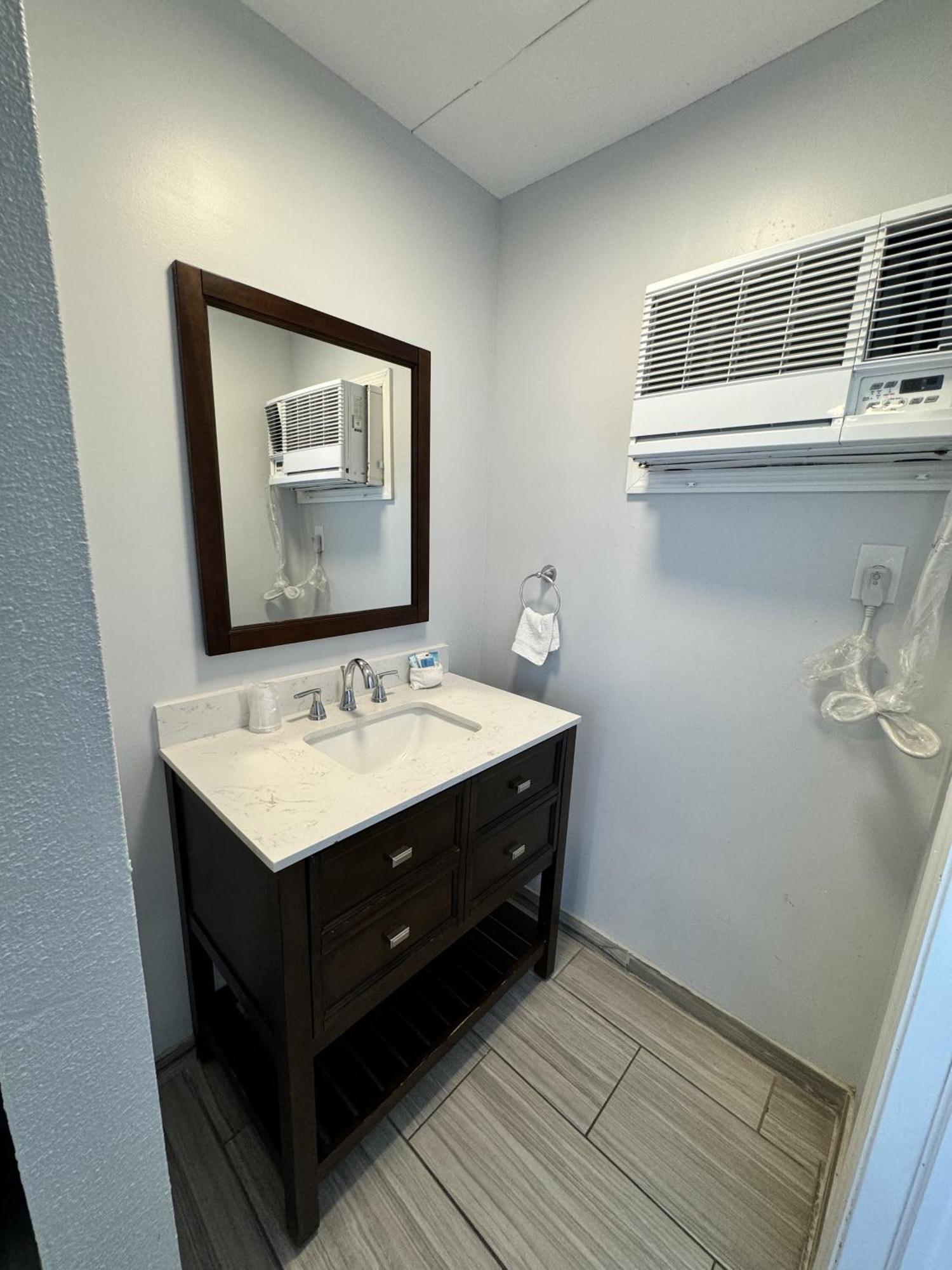 Sunset Beach Hotel Wildwood Extérieur photo